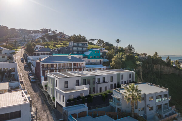 LMM external view 003